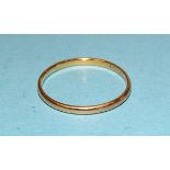 A 22ct gold wedding band, size T, 2.1g.
