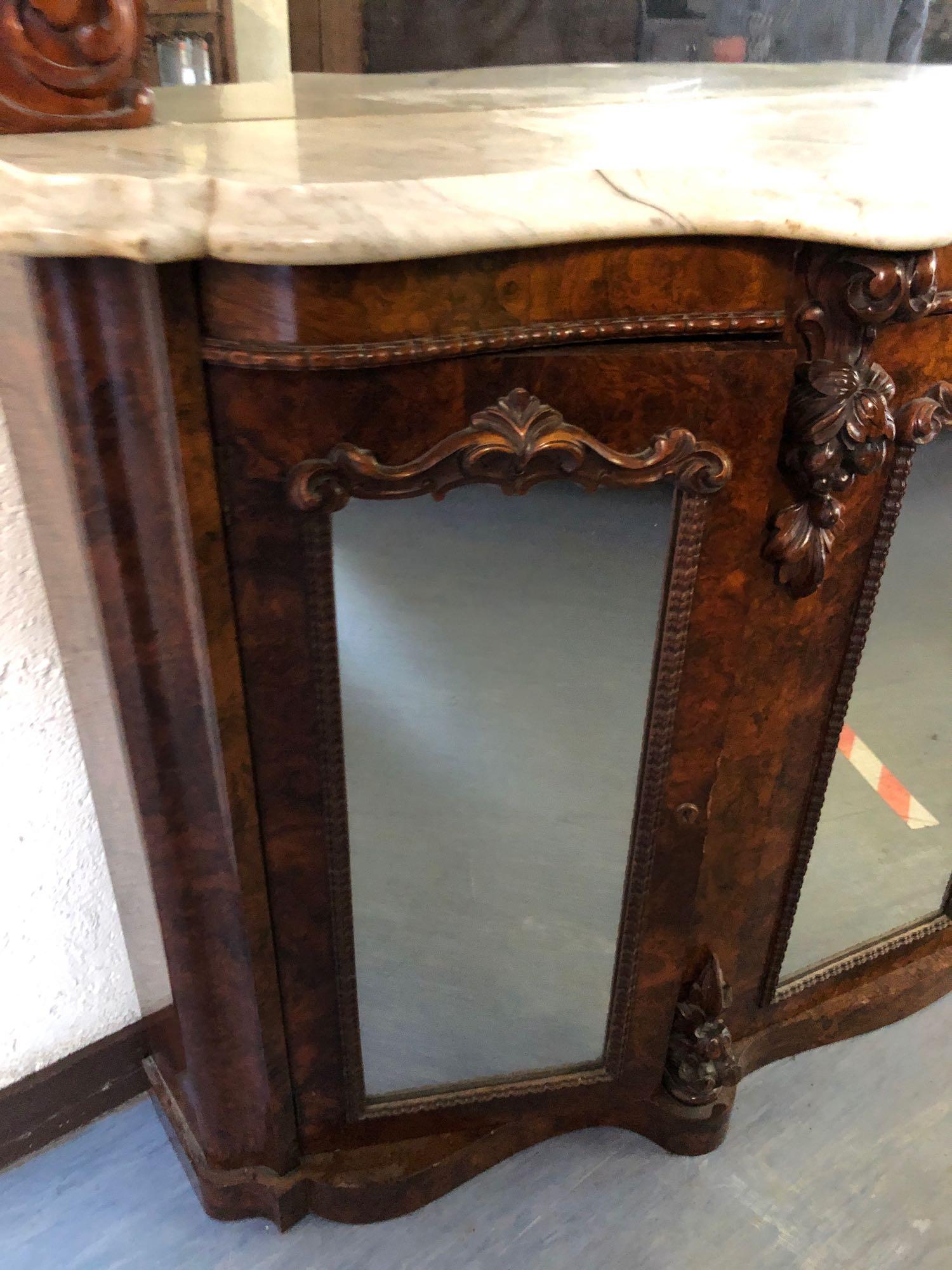 MIRRORED BACK CREDENZA - Image 4 of 27