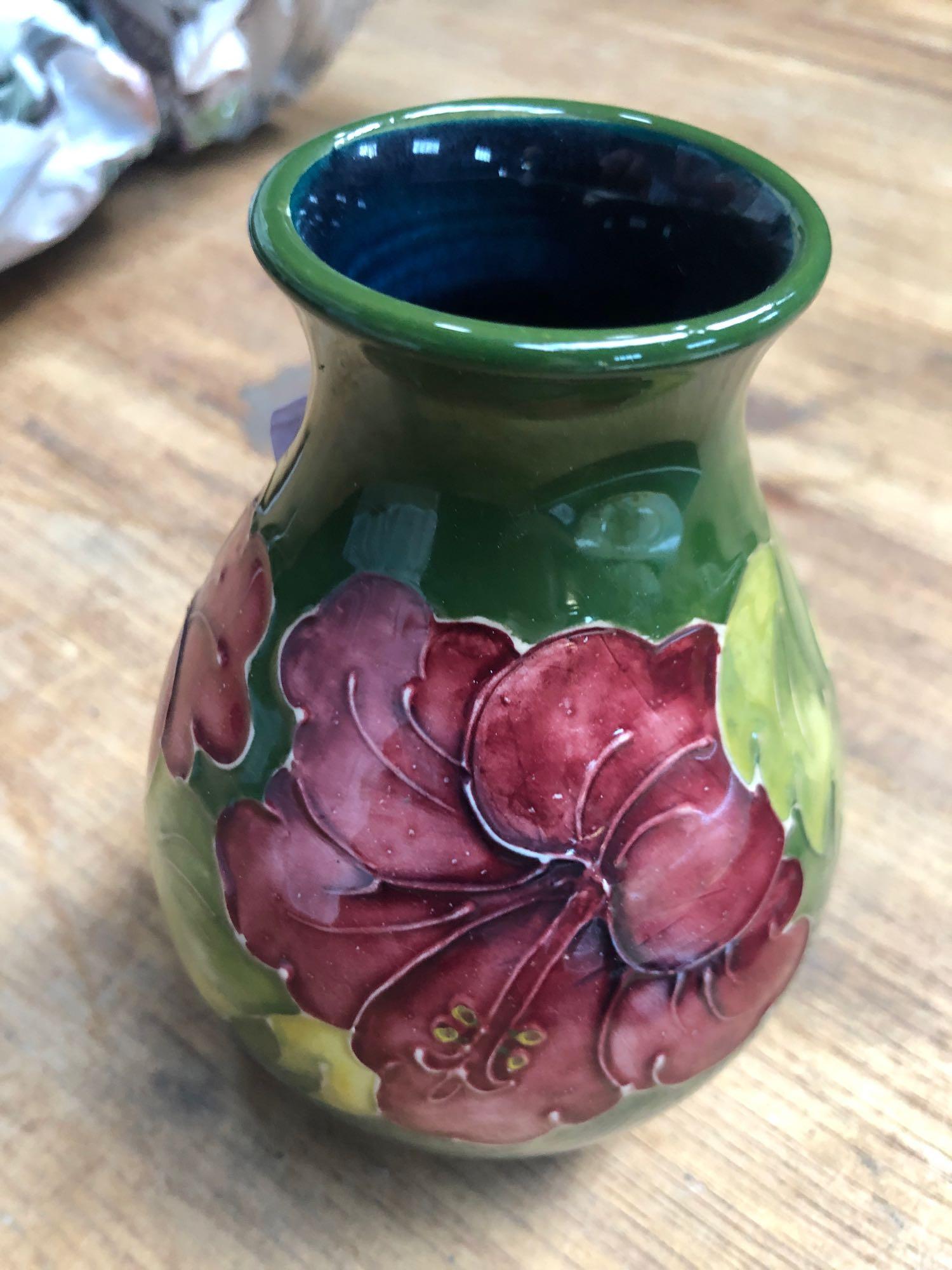 MOORCROFT VASE - Image 6 of 9