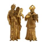 ZWEI KLEINE HOLZFIGUREN18./19. Jh., Holz, geschnitzt und vergoldet, Moses mit dem nach