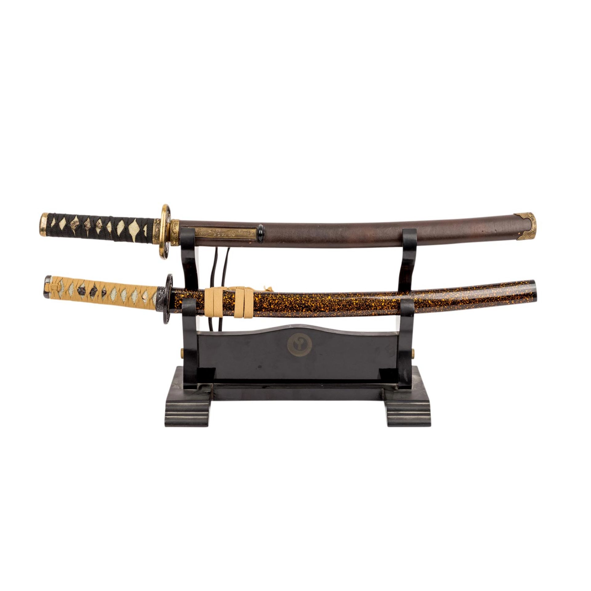 ZWEI WAKIZASHI,modern, Klinge Stahl und Edelstahl (stumpf), Metalltsuba, Griffwicklung - Image 5 of 5