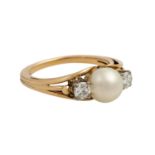 Ring mit Perle und Brillanten zus. ca. 0,30 ct,ca. WEISS (H)/VVS-VS, Akoya Zuchtperle