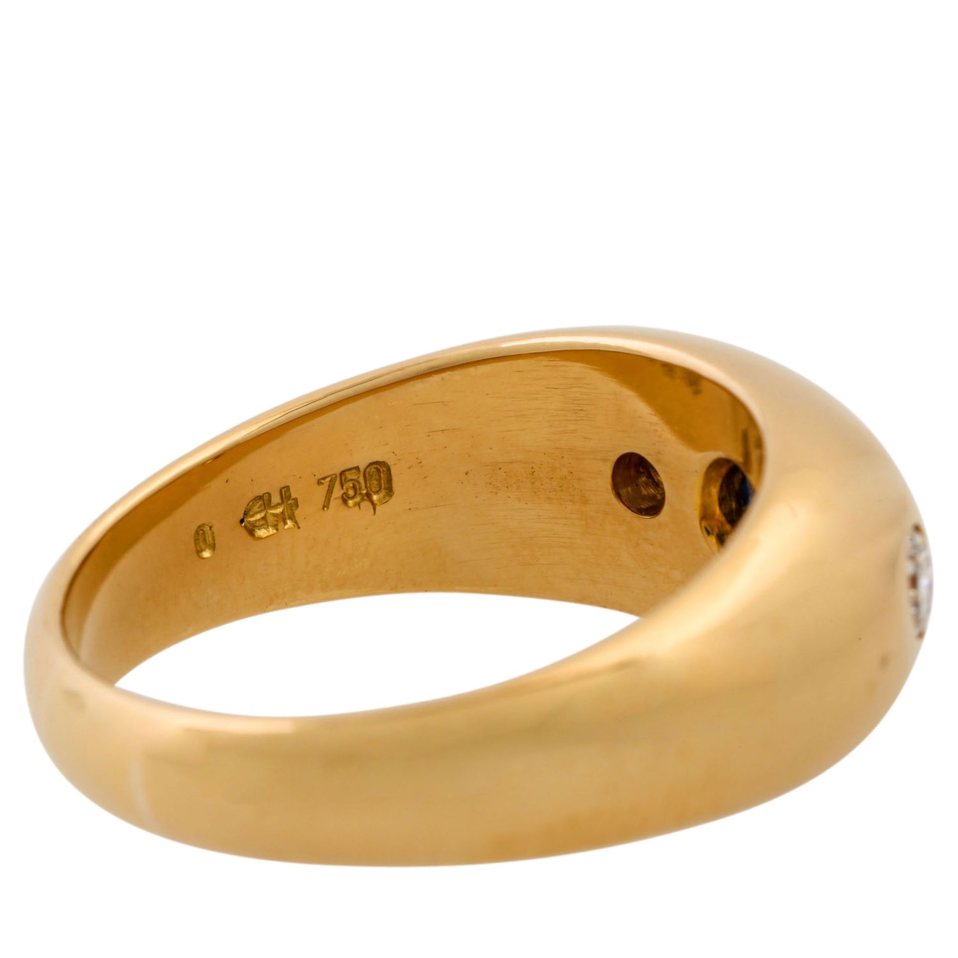 Bandring mit oval fac. Saphir und 2 Brillanten, zus. ca. 0,38 ct, graviert, ca. FW-WEI - Bild 7 aus 7