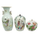 Drei Vasen. CHINA, um 1900 Davon zwei Deckelvasen. Jeweils aus grau-grünlich glasiert
