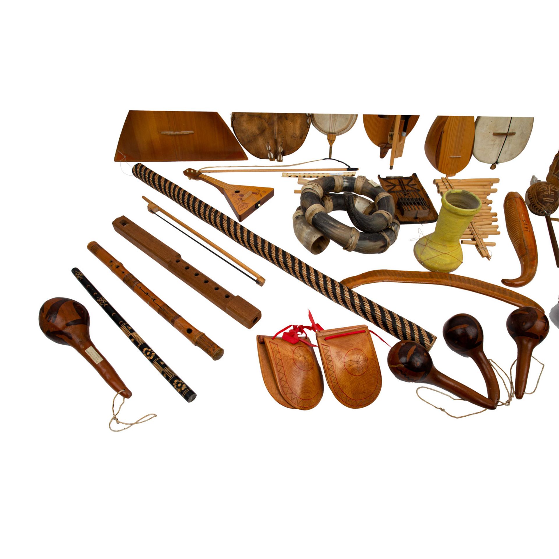 28 volkstümlichen Instrumente. Interessante Sammlung von Musikinstrumenten aus aller - Image 2 of 4
