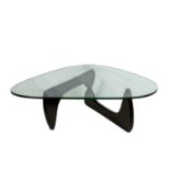 NOGUCHI, ISAMU (1904-1988) "Coffee Table" Couchtisch mit Gestell in Form von zwei falt