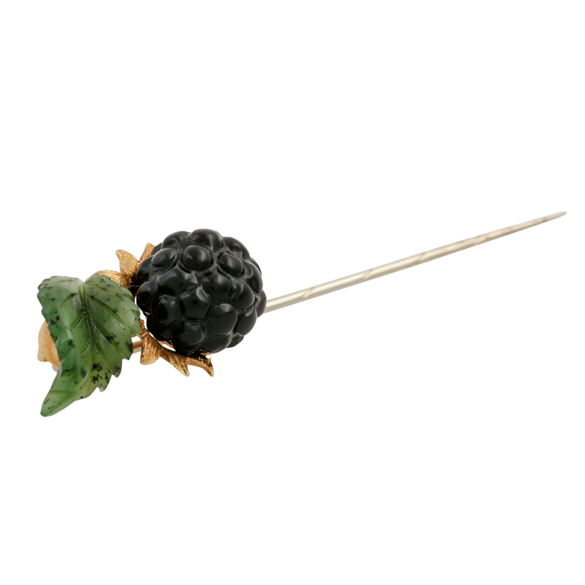 VICTOR MAYER Anstecknadel "Brombeere", GG 18K, 4,4 gr, Onyx und Nephrit geschnitten, L - Image 2 of 4