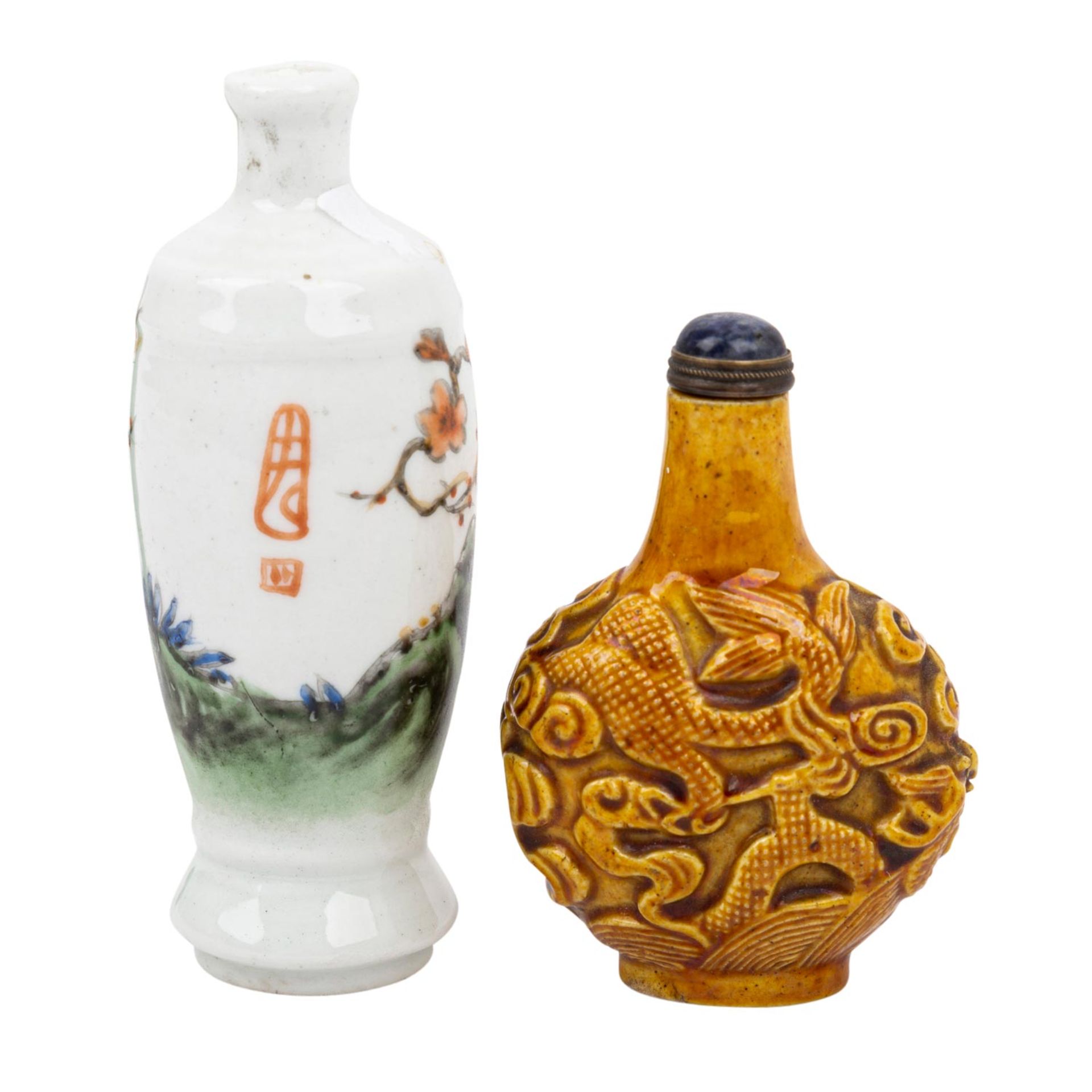 5 snuff bottle. CHINA, 19./20. Jh.: aus grünem Pekingglas, H.: 7,5 cm/aus gelb glasie - Image 8 of 9