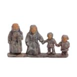 WIKING Familie Noah, Noah mit Frau und 2 Kindern auf gemeinsamem Sockel, Farbe grau-bu