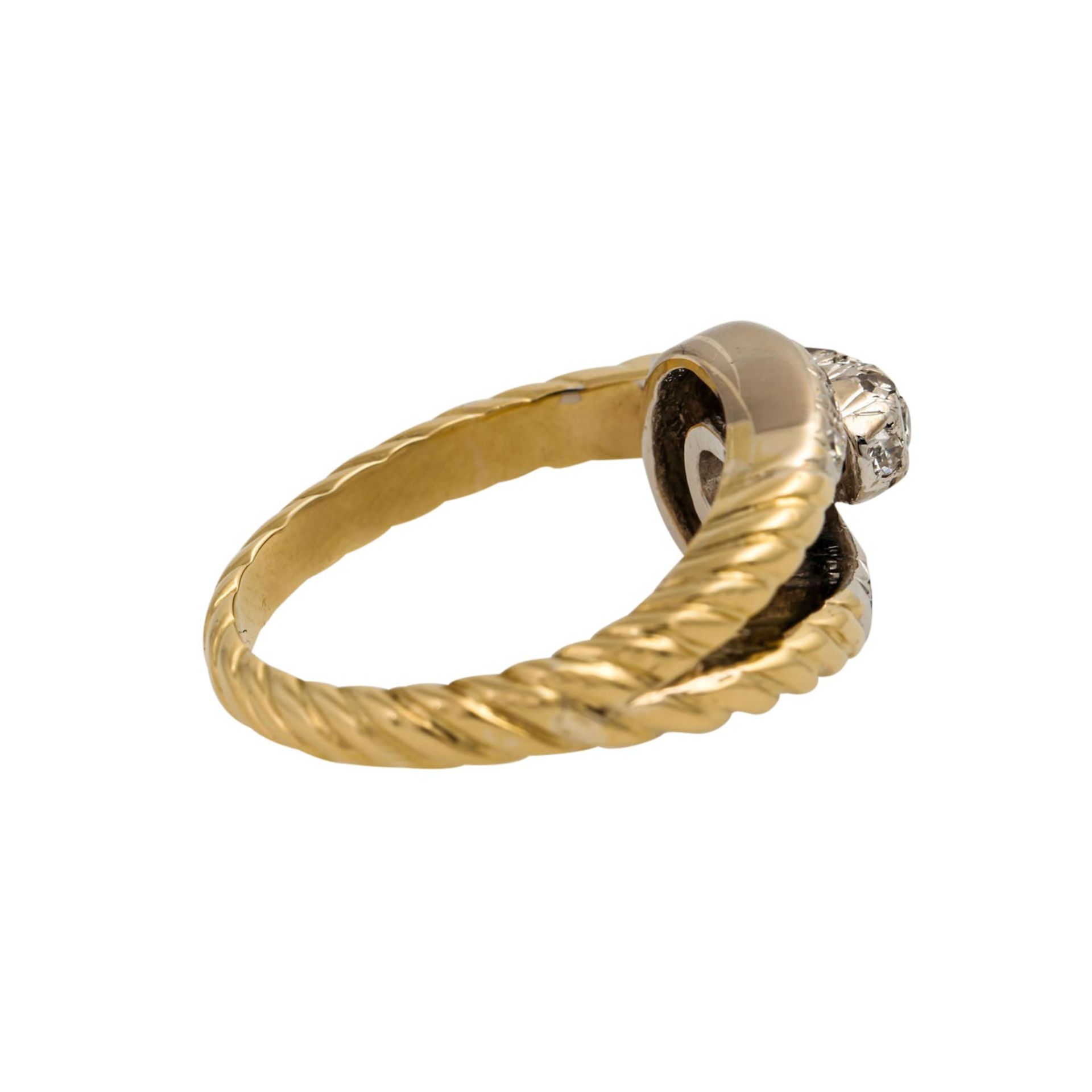 Ring mit Achtkantdiamanten zus. ca. 0,30 ct, gute Farbe u. Reinheit, GG 14K teilw. rho - Bild 3 aus 5