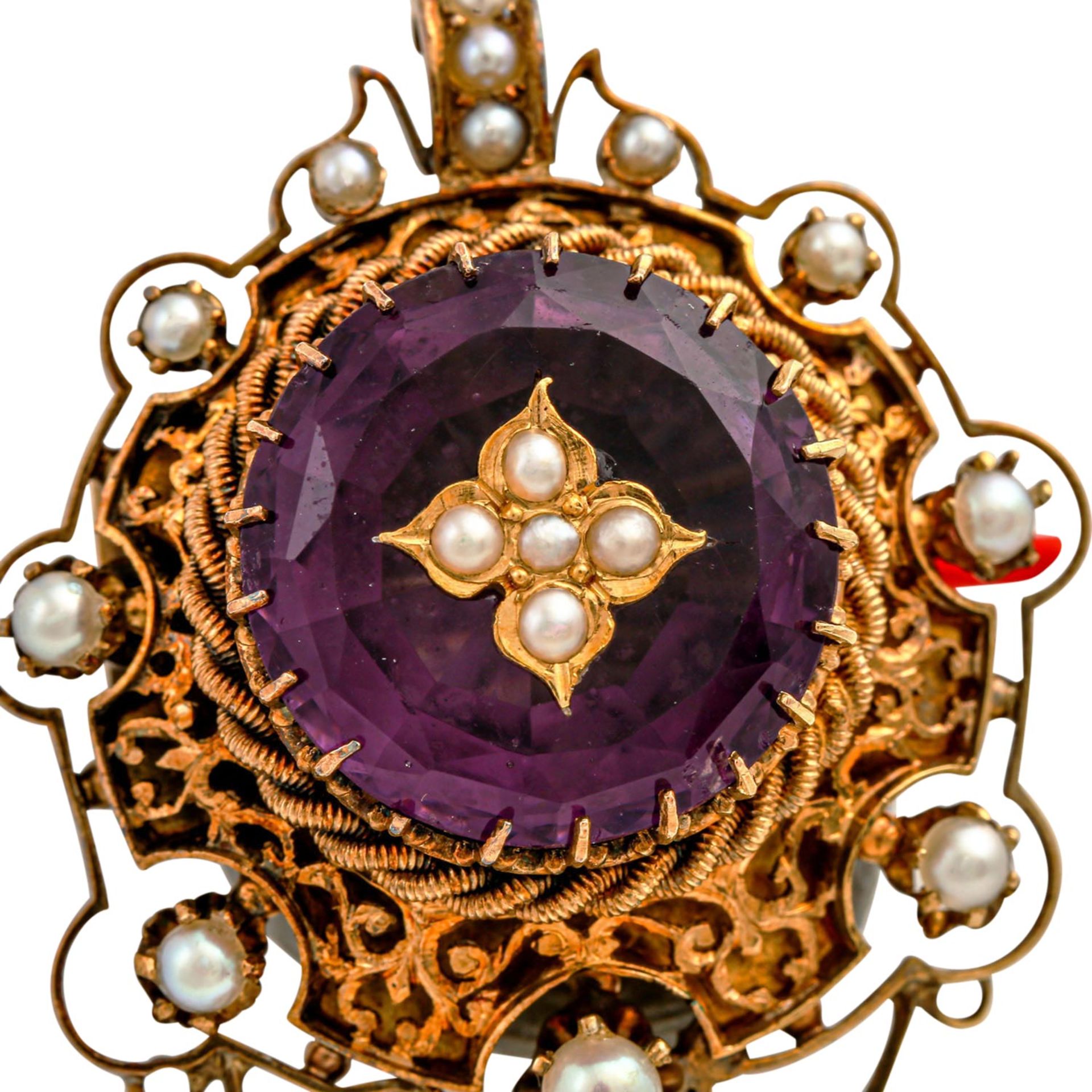 Historismus Anhänger/Brosche, Gold 18K, 12 gr, violettes Glas, Halbperlen, L: ca. 6 c - Image 4 of 4