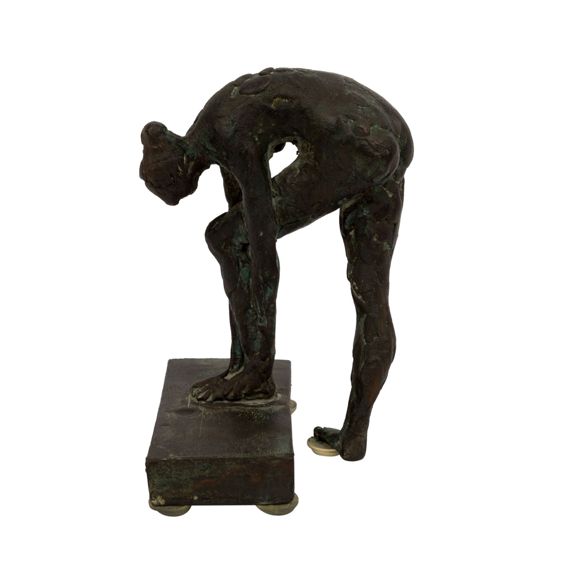 NUSS, KARL ULRICH (1943) "Weiblicher Akt" Bronze, sig., H: 13 cm. Leichte Alterssspure
