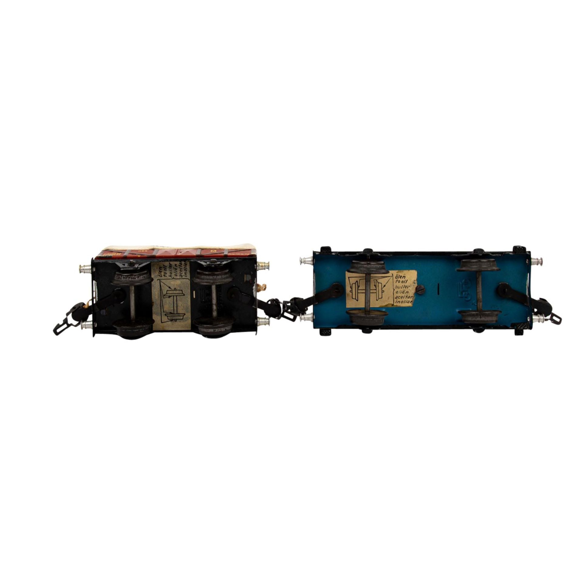 MÄRKLIN zwei Güterwagen, Spur 0, 1930er Jahre, bestehend aus Plattformwagen blau/sch - Image 6 of 7