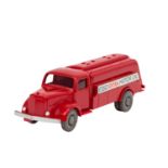 WIKING Mercedes "Esso-Tankwagen", 1962-63, MB L 5000, roter Aufbau und Chassis, Bodenp