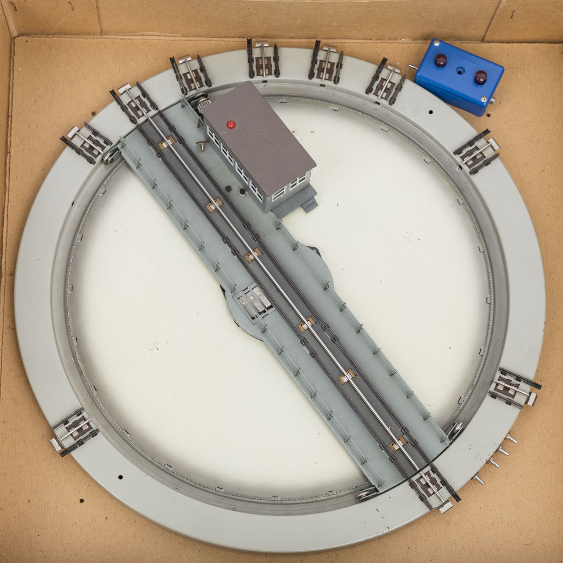 MÄRKLIN Konvolut Zubehör für die Eisenbahnanlage, Spur H0, - Bild 2 aus 6