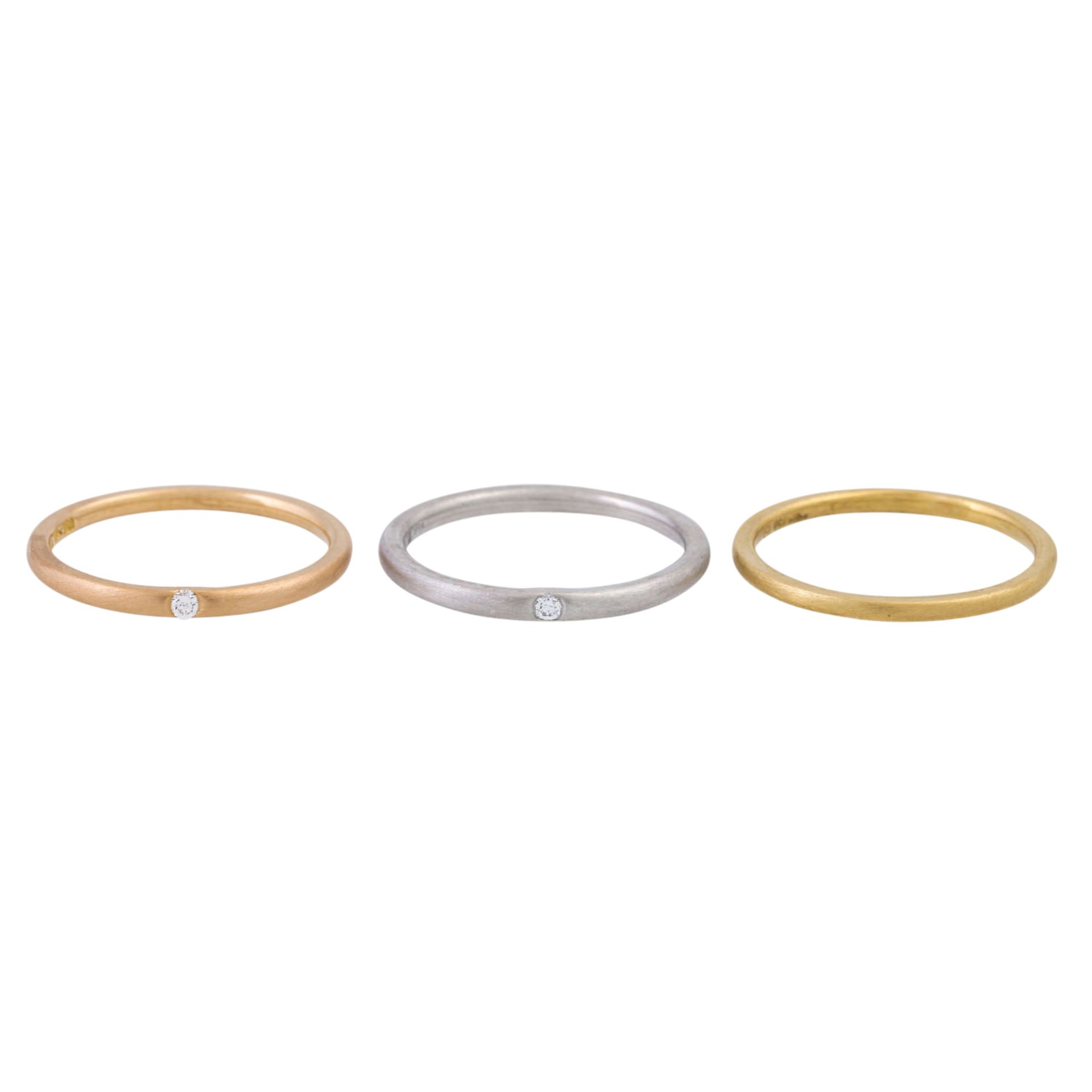 NIESSING dreiteiliges Ringset mit 2 Brillanten zus. ca. 0,02 ct,