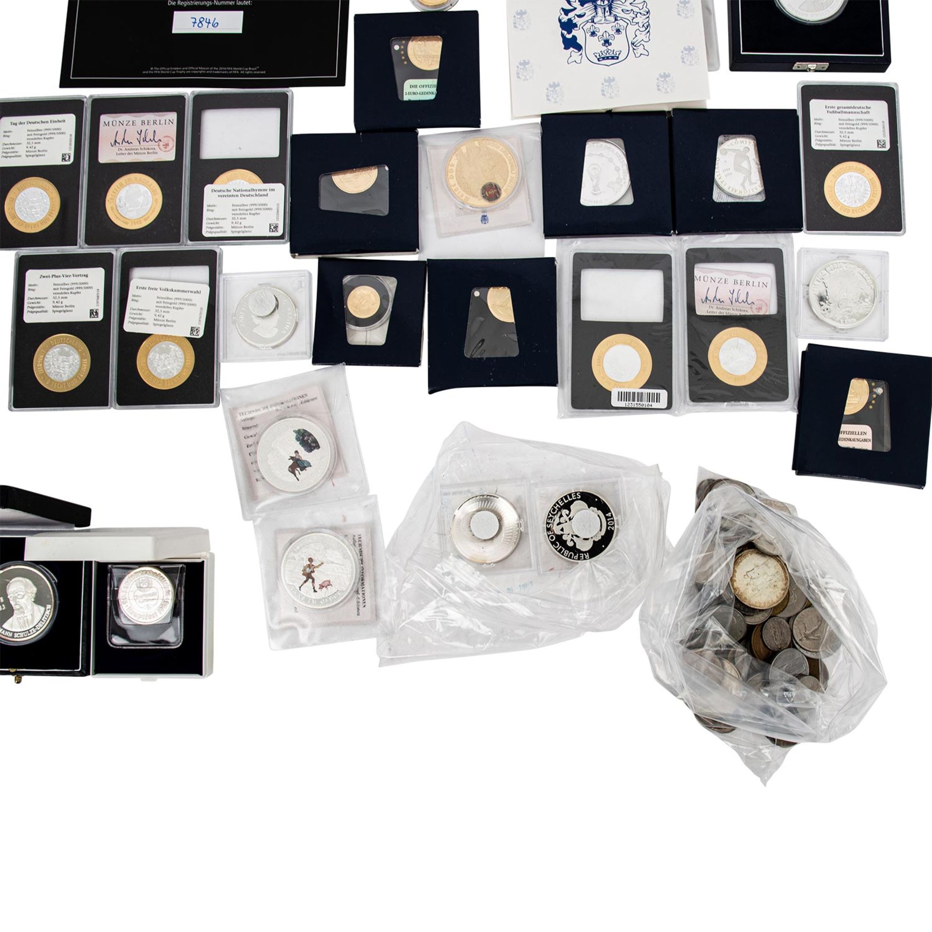 Gemischtes Lot Münzen und Medaillen,darunter auch etwas 585er Gold, Medaillen mit ca. - Image 3 of 4