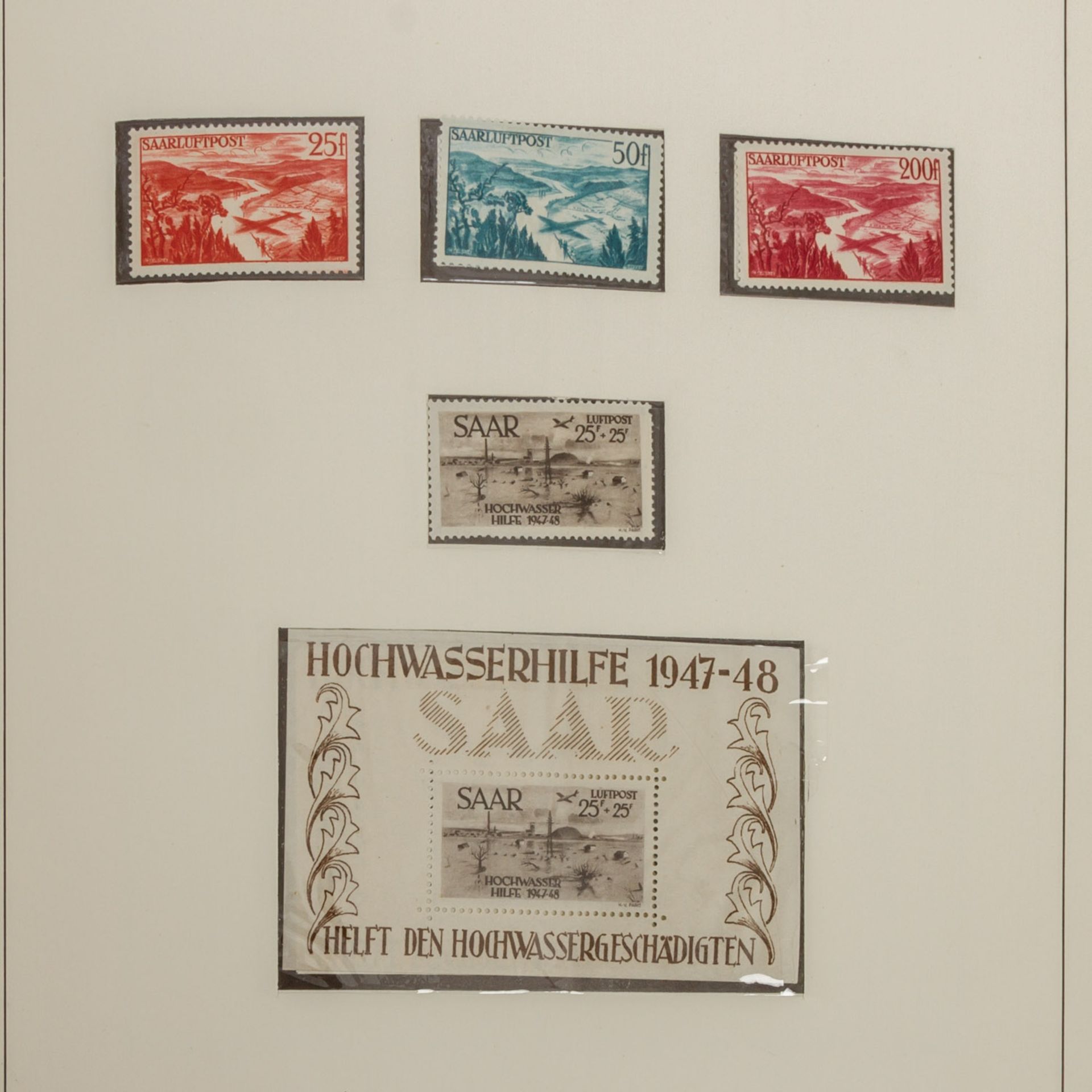 Saargebiet / Saarland 1920-59 Sehr sauber geführte Sammlung mit Erstfalz. Komplett mi - Bild 4 aus 5