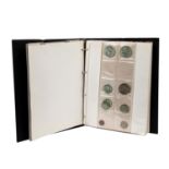 Ein Album mit diversen Münzen u.a. Silbermünzen mit insgesamt ca. 630g Feingewicht,