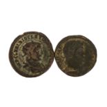 Römische Kaiserzeit/Spätantike - 2 Kleinbronzen, dabei 1 x Spätantike - Nummus Ende