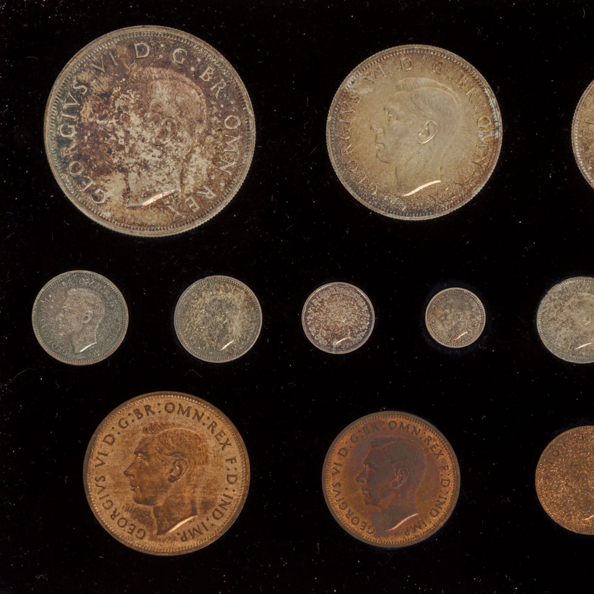 Großbritannien PROBE Münzen 1937 Set mit 15 Münzen Georg VI, PP- mit Tönung, Royal - Bild 3 aus 6