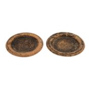Antike Tischkultur im Mittelmeergebiet - 2 Speiseteller aus Keramik,