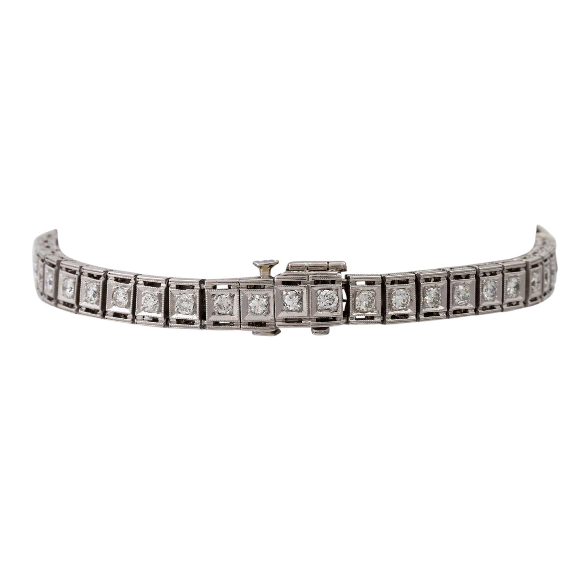 Armband mit Saphiren und Diamanten,zentraler Navette-Diamant ca. 0,35 ct, weitere Diam - Image 2 of 4