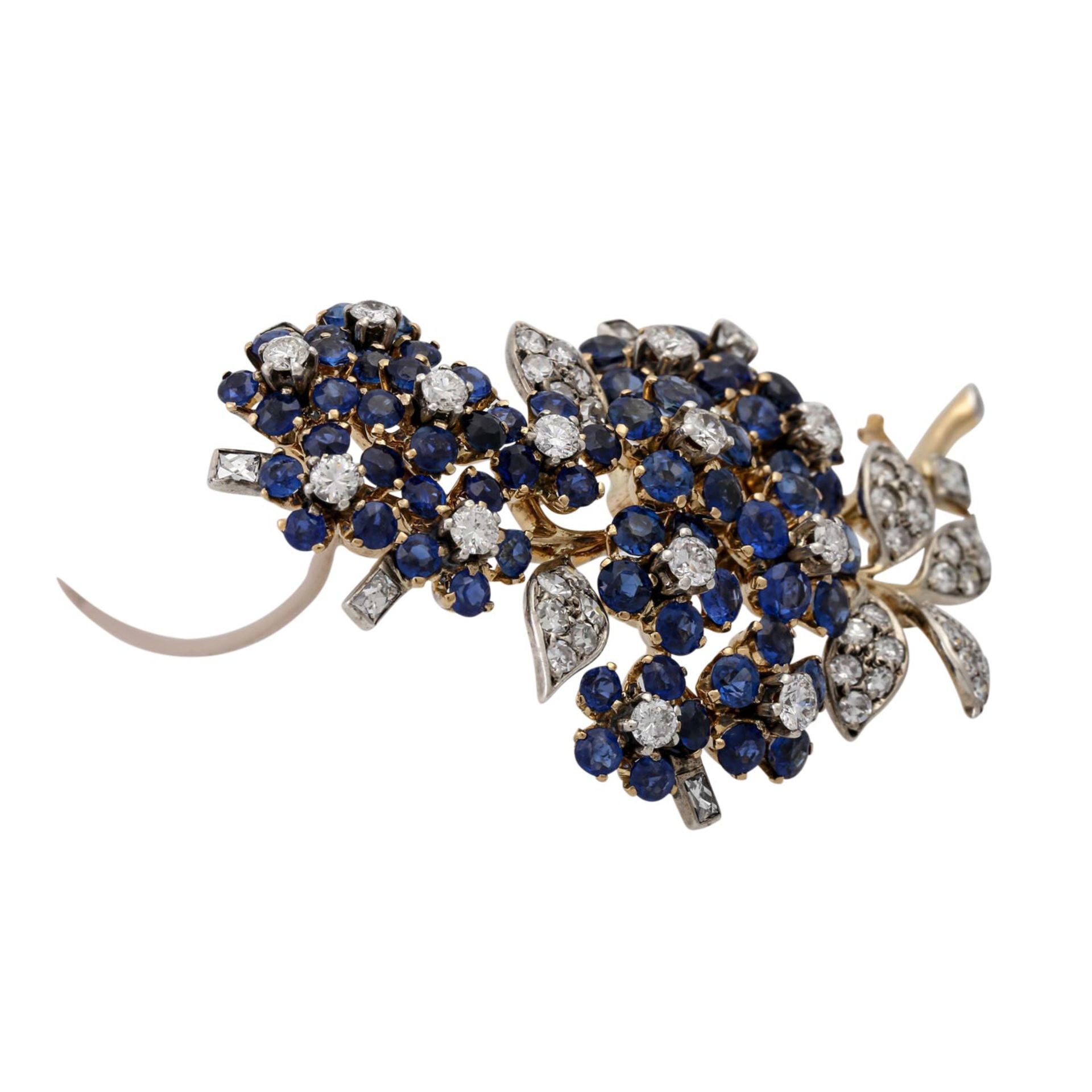 Feine Juwelenbrosche mit Saphiren und Diamanten,WBW (2013): 20.300 €, detailreiche B - Bild 2 aus 5