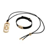 BULGARI Schmuckset "Parentesi",Collier mit Textilband, Armband Leder, Anhänger und Te