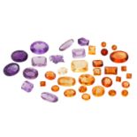 Konvolut Citrine und Amethyste Lot 1: 72,9 ct (Amethyste, 7 Steine, 1 Blüte, manche S