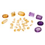 Konvolut Citrine und Amethyste Lot 1: Citrine von 31,9 ct (Oval) // Lot 2: Citrine von