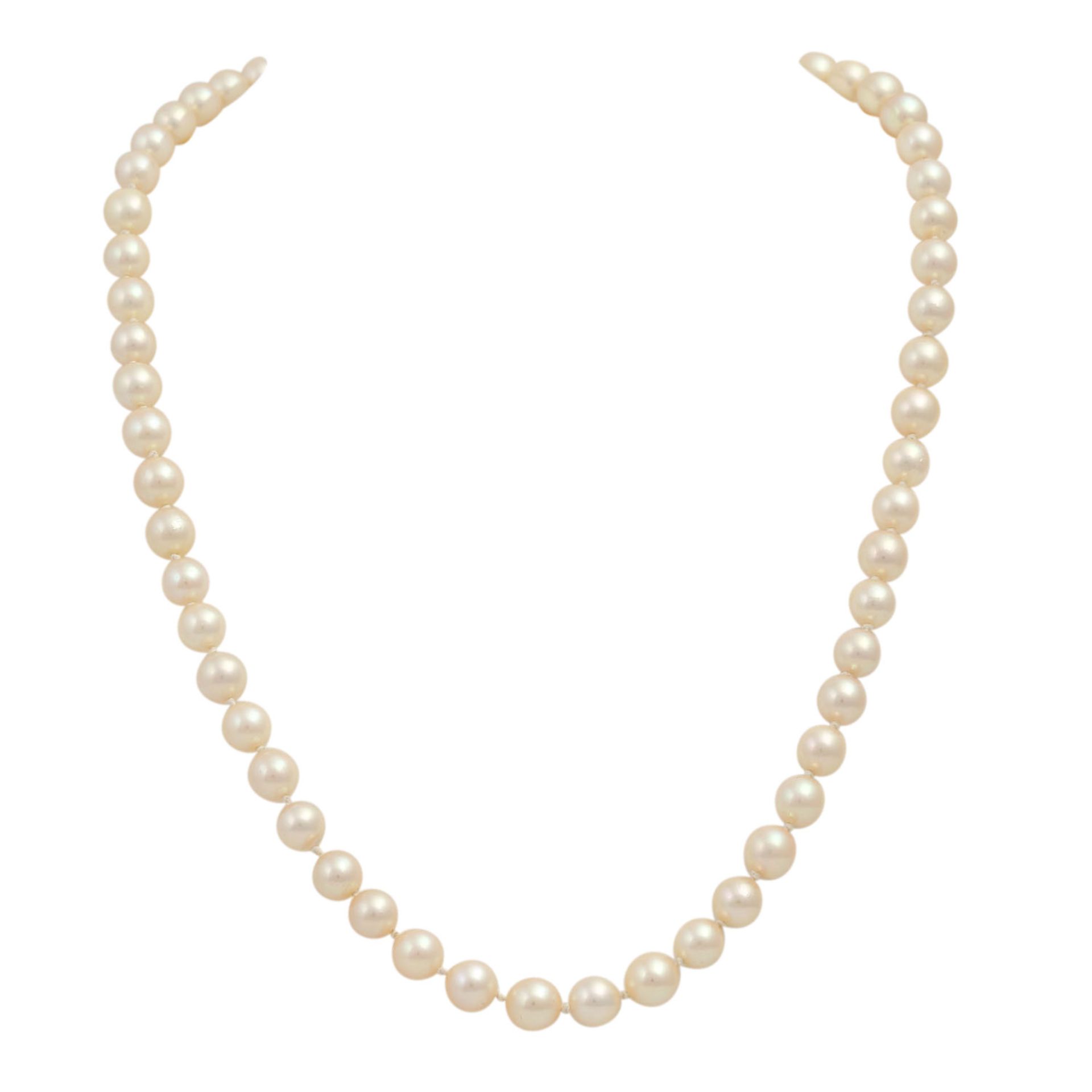 Perlenkette mit Smaragd-Diamantschließe, WG 18K, Achtkantdiamanten zus. ca. 0,15 ct,