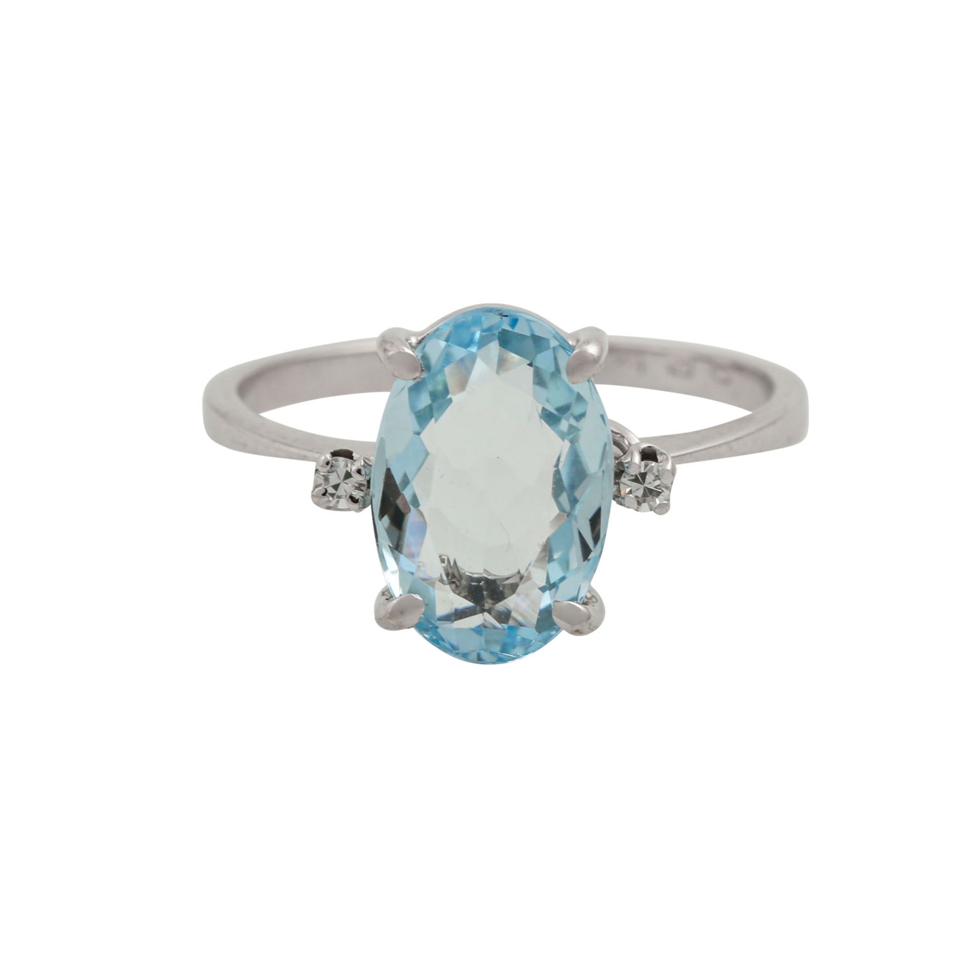 Ring mit oval facettiertem Aquamarin und 2 Achtkantdiamanten, WG 18K, 3,2 g, RW: 55, 2 - Bild 2 aus 4