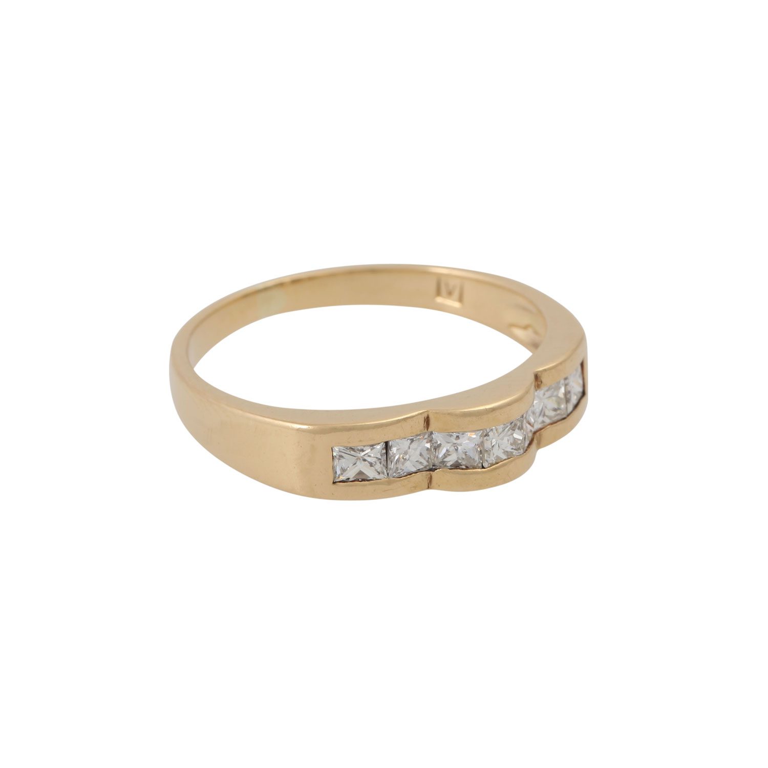 Ring mit 7 Diamanten im Prinzess-Schliff,