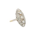 Art Déco Ring mit 7 Diamanten von zus. ca. 0,45 ct,