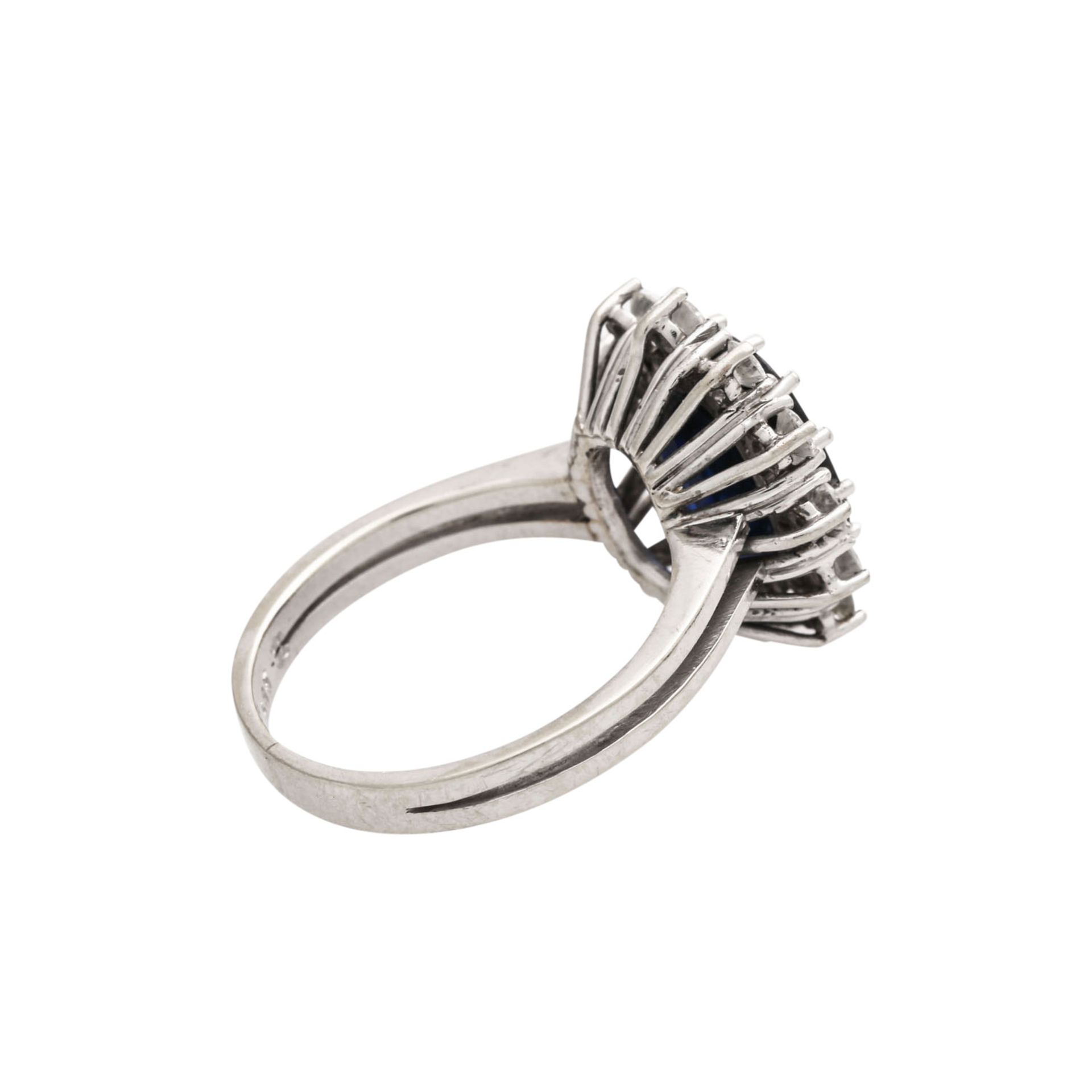 Klassicher Ring mit Saphir-Doublette - Image 3 of 4