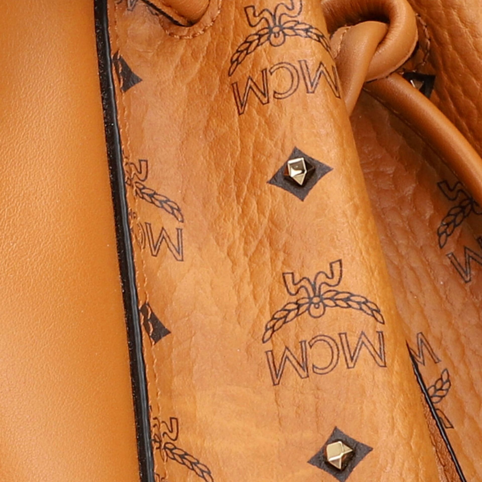 MCM Beuteltasche "DRAWSTRING SMALL", NP. ca.: 750,-€.Heritage Serie auf cognacfarben - Image 8 of 8