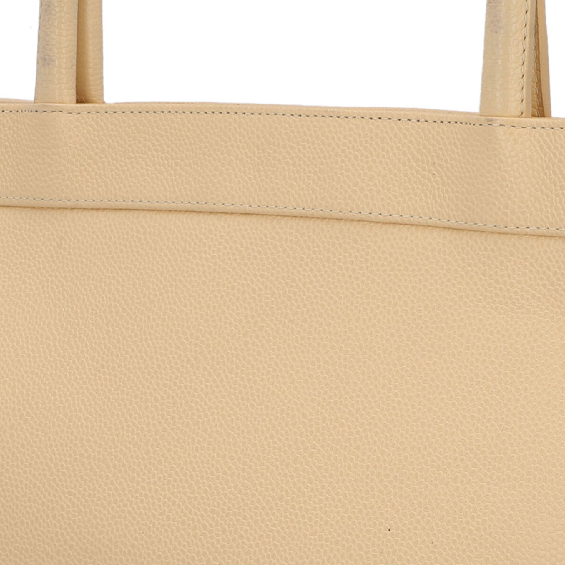 CHANEL Shopper, Koll.: 2004-2005.Kaviarleder in Beige mit CC-Logo Steppung und Doppelh - Bild 7 aus 9