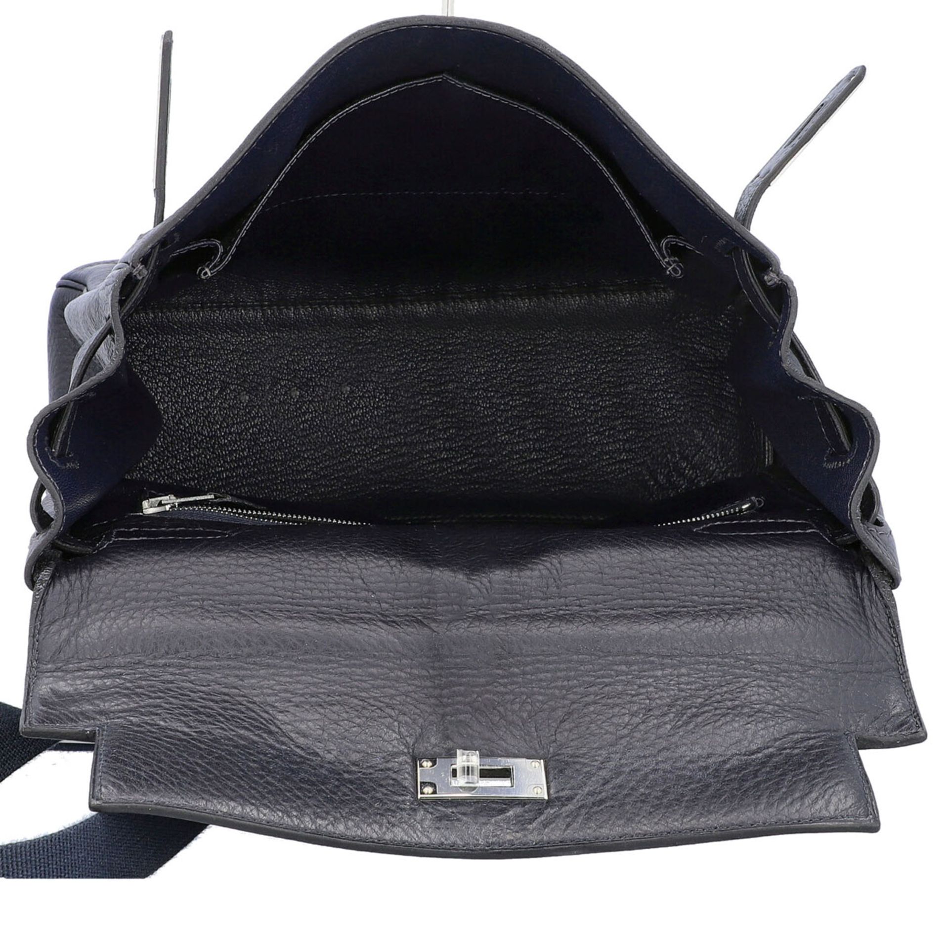 HERMÈS Rucksacke "KELLY ALDO", Koll.: 2001.Nachtblaues Togo-Leder, Hardware aus Silbe - Bild 6 aus 9