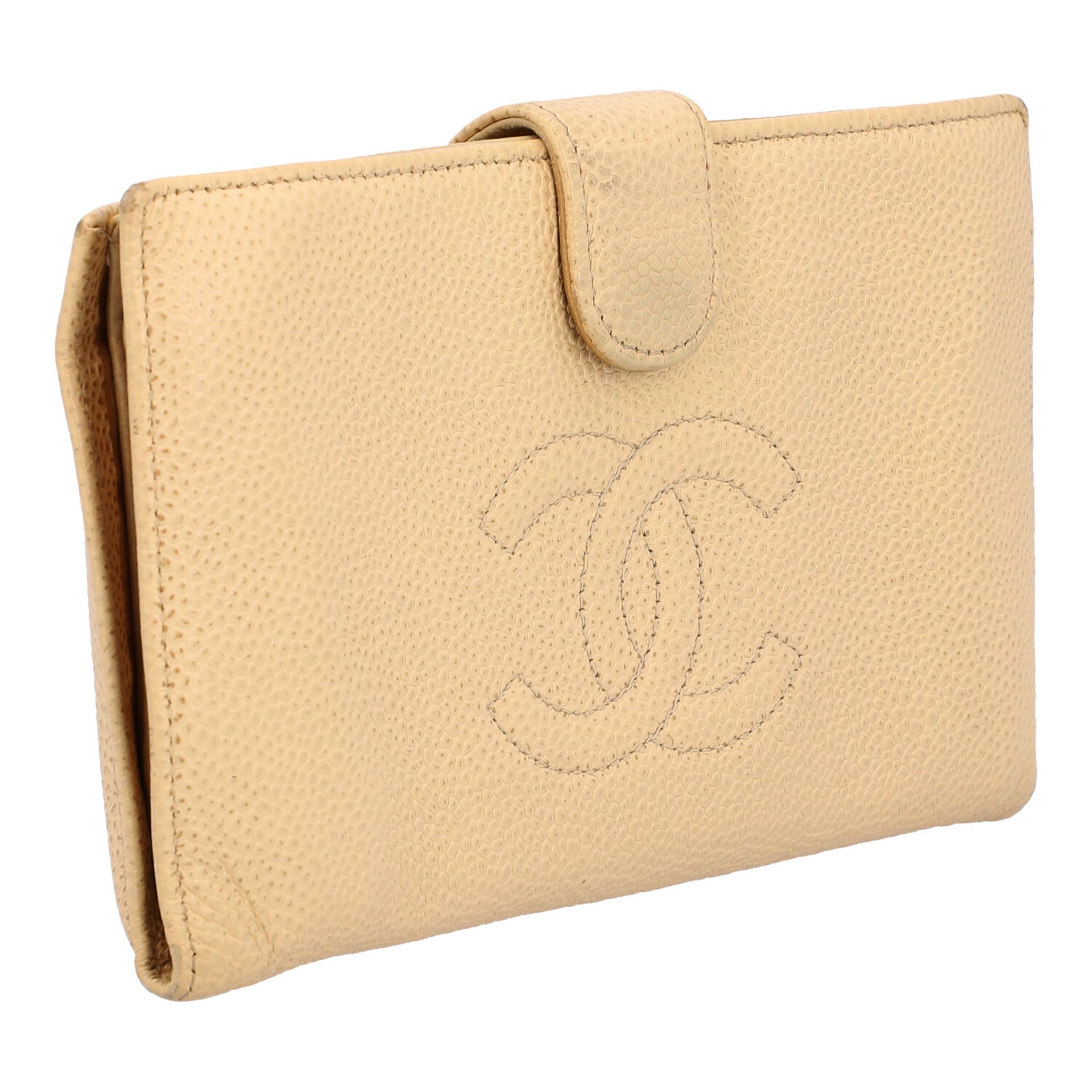 CHANEL VINTAGE Portemonnaie, Koll. 2002/2003.Kaviar Leder in Beige mit goldfarbener Ha - Bild 2 aus 5