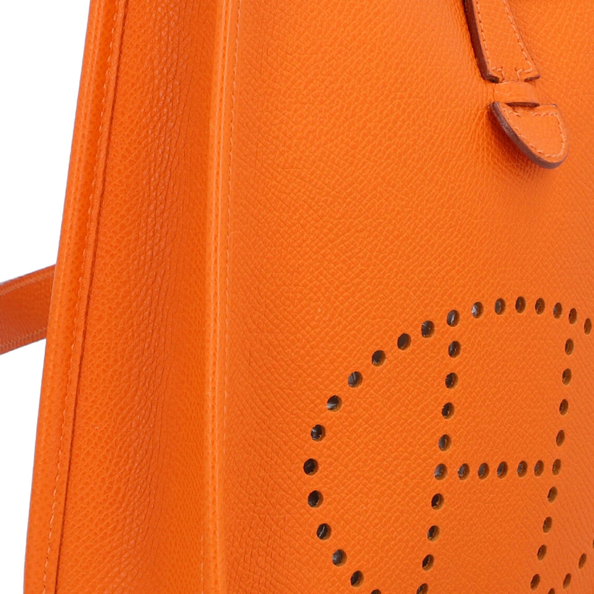 HERMÈS Umhängetasche "EVELYN TPM" , Koll.: 2004.Epsom-Leder in Potiron (Orange), mit - Image 7 of 7