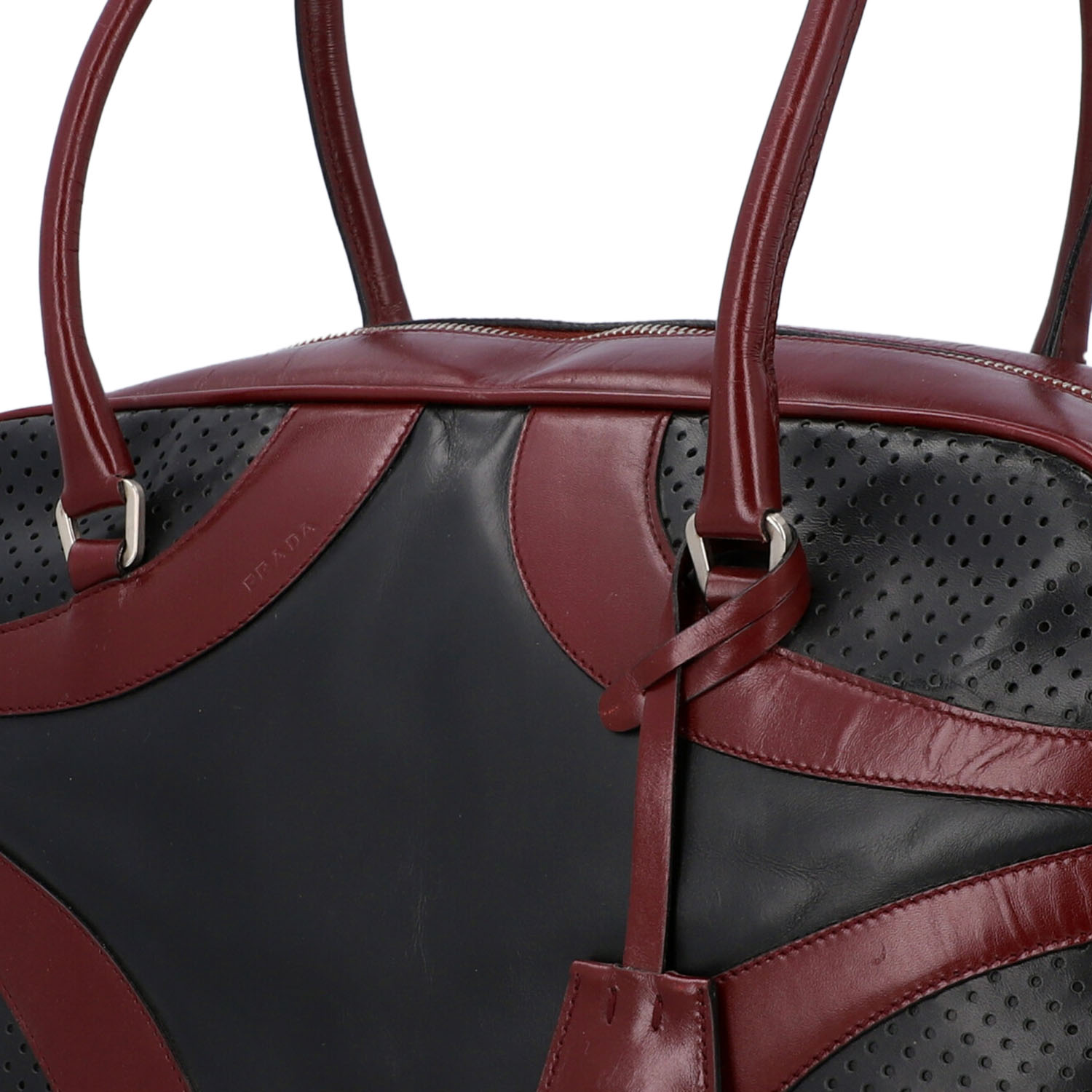 PRADA Handtasche. Glattleder in Schwarz und Bordeaux mit silberfarbener Hardware, umla - Image 7 of 8