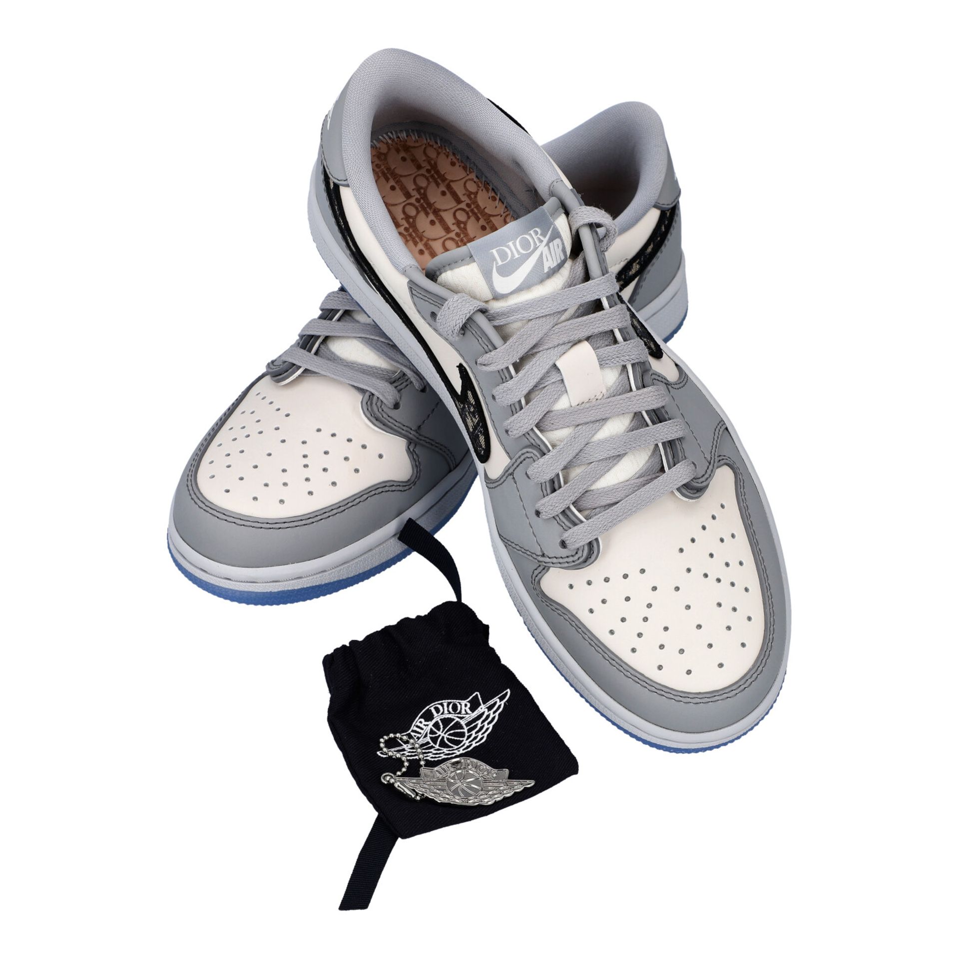 CHRISTIAN DIOR x NIKE Sneakers "AIR DIOR - LOWTOP AIR JORDAN 1 OG", Gr. 40. - Bild 9 aus 14
