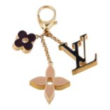 LOUIS VUITTON Taschenschmuck "FLEUR DE MONOGRAM", Koll.: 2014, akt. NP.: 335,-€: