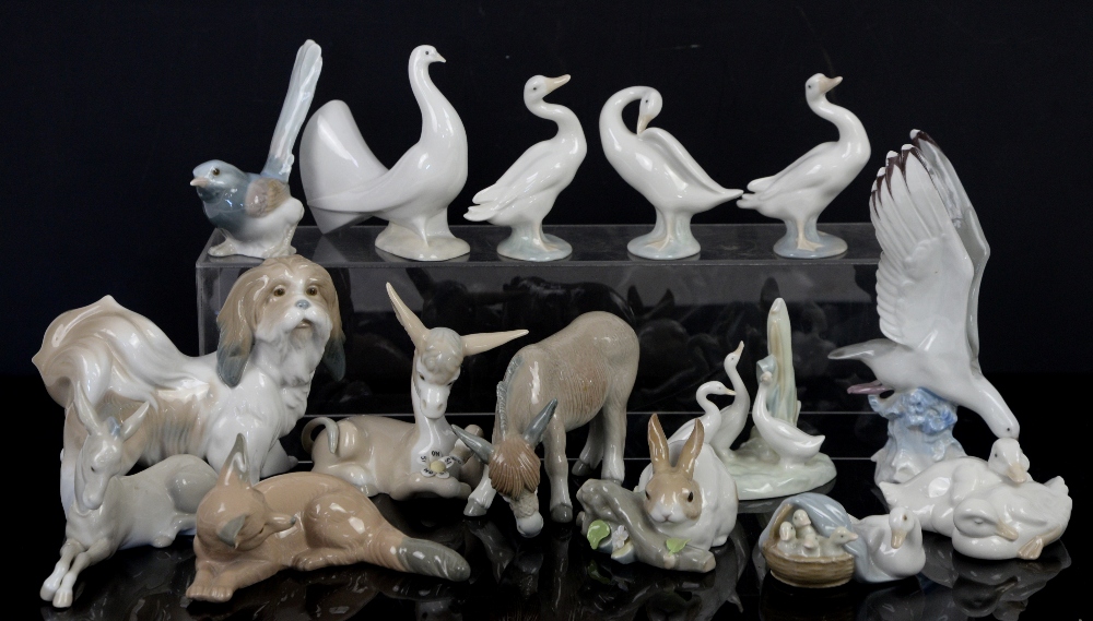 Quantity of Lladro animal figurines, to include donkeys, a fox, dove, Pekinese dog, ducks and a - Image 2 of 12