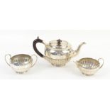 George V silver three-piece tea service, by James Deakin & Sons, Sheffield 1933, comprising