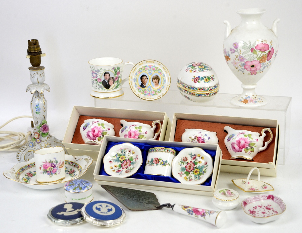 Coalport card holders (boxed), 3 Coalport boxed sets of sugar bowl and cream jug, 2 stratton