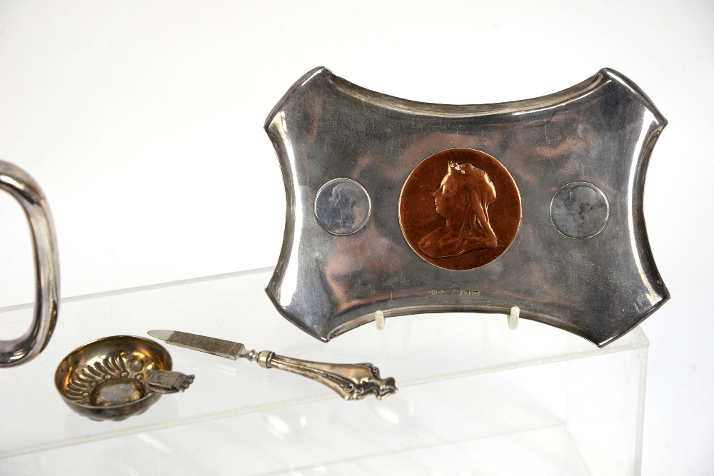 Silver mounted and plated items to include a dressing table set, silver coin-set dish, silver- - Image 13 of 20