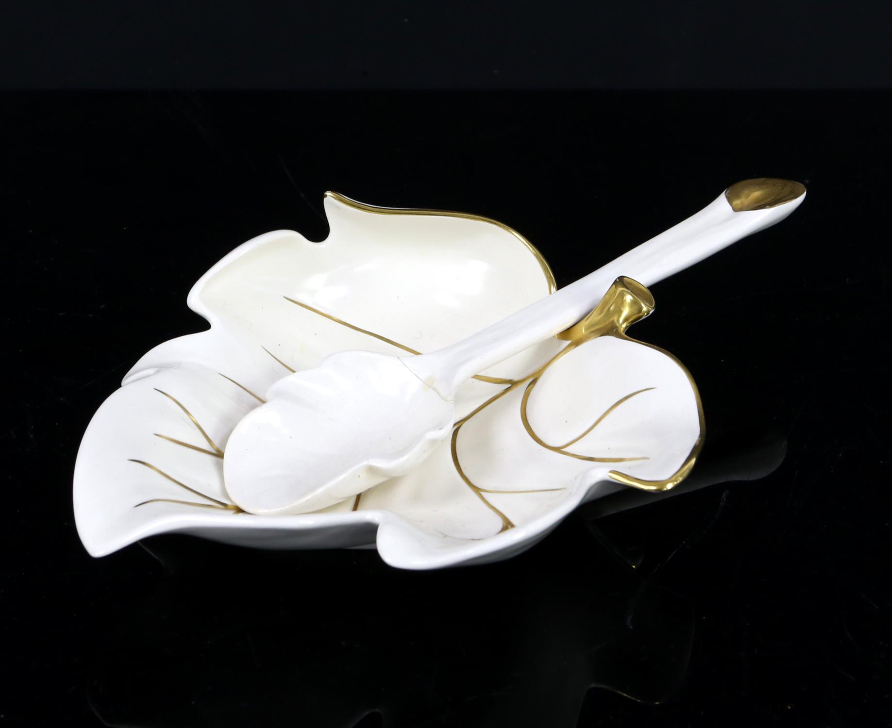 Four Carlton Ware leaf dishes with gilt on cream ground with three spoons - Image 5 of 20