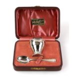 Cased silver egg cup and spoon, Birmingham 1922